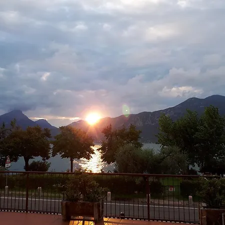 Sayonara Apartment Brenzone sul Garda